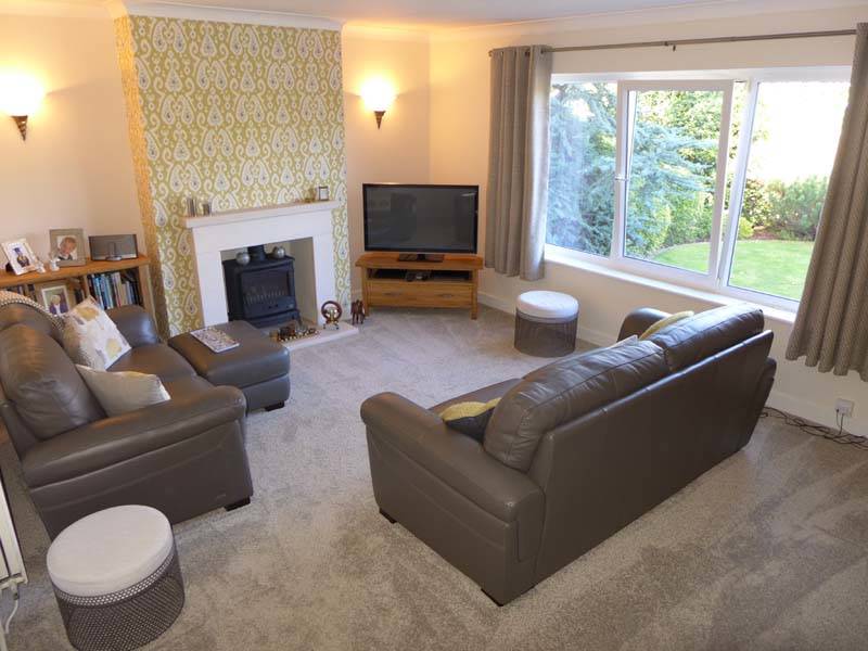 £259,950 CALDER AVENUE THORNTON CLEVELEYS FY5 2TP