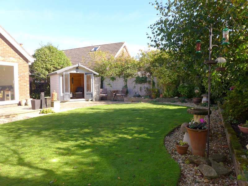 £259,950 CALDER AVENUE THORNTON CLEVELEYS FY5 2TP