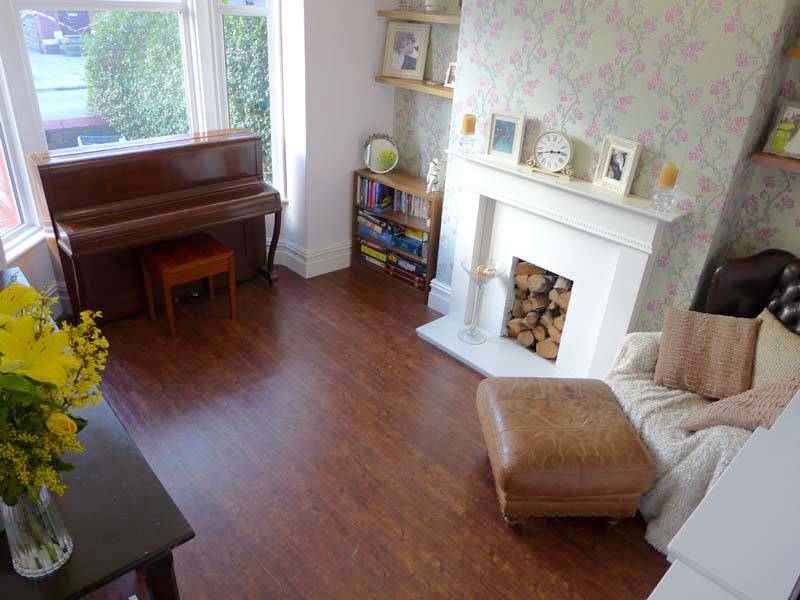 MOORFIELD AVENUE CARLETON POULTONLEFYLDE FY6 7QD