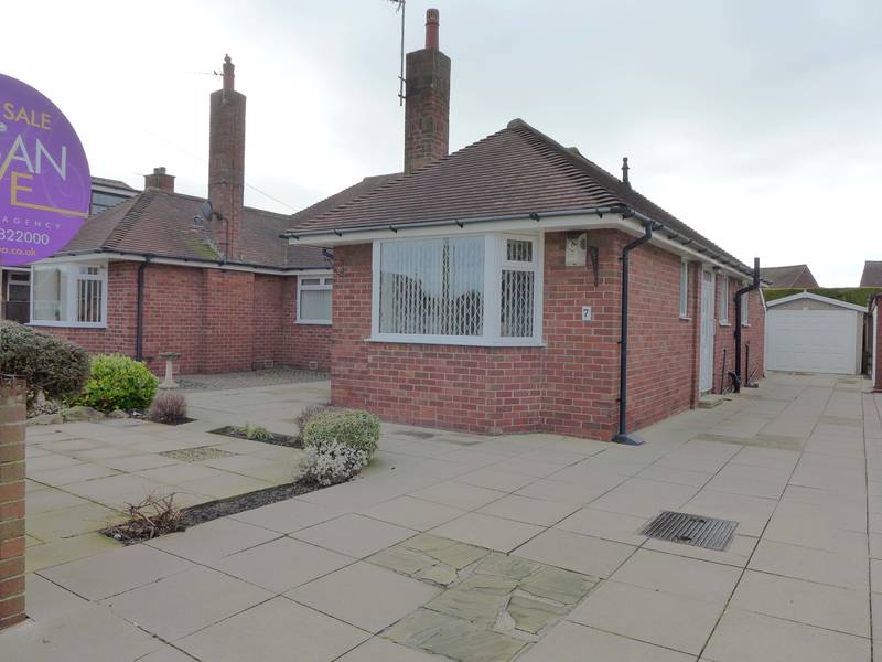 £179,950 ROWLAND LANE THORNTON CLEVELEYS FY5 2QX