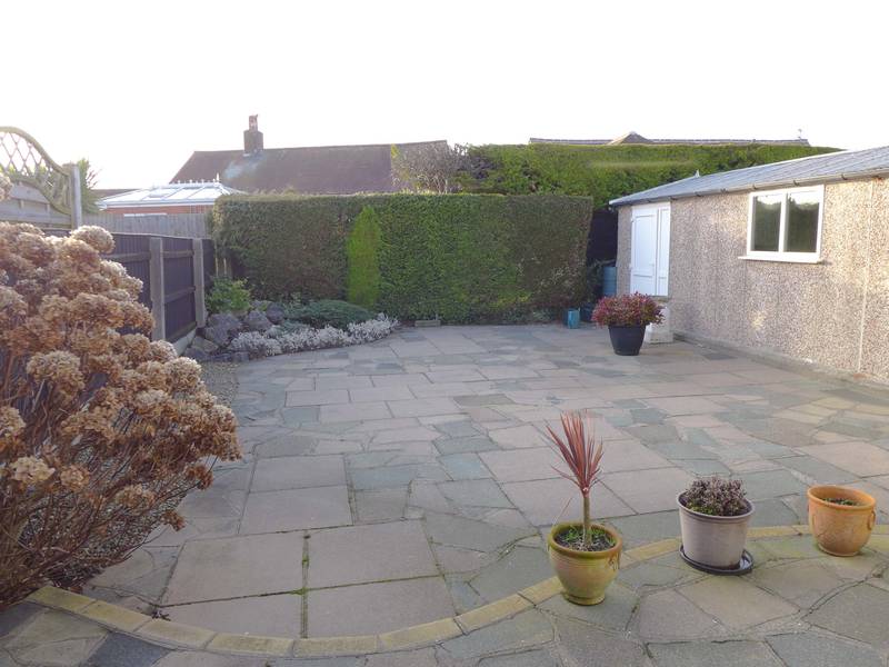 £179,950 ROWLAND LANE THORNTON CLEVELEYS FY5 2QX