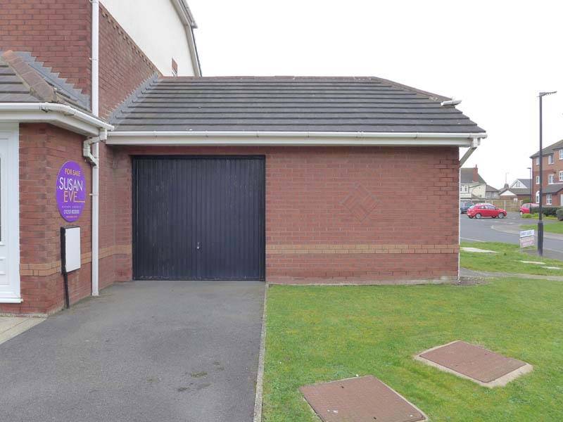 DRIVE THORNTON CLEVELEYS FY5 1FD