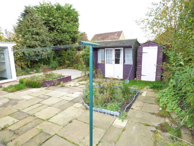 OIEO £160,000 CALDER AVENUE THORNTON CLEVELEYS FY5 2TR