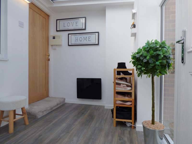 OIEO £165,000 SHAFTESBURY AVENUE THORNTON CLEVELEYS FY5 1HU