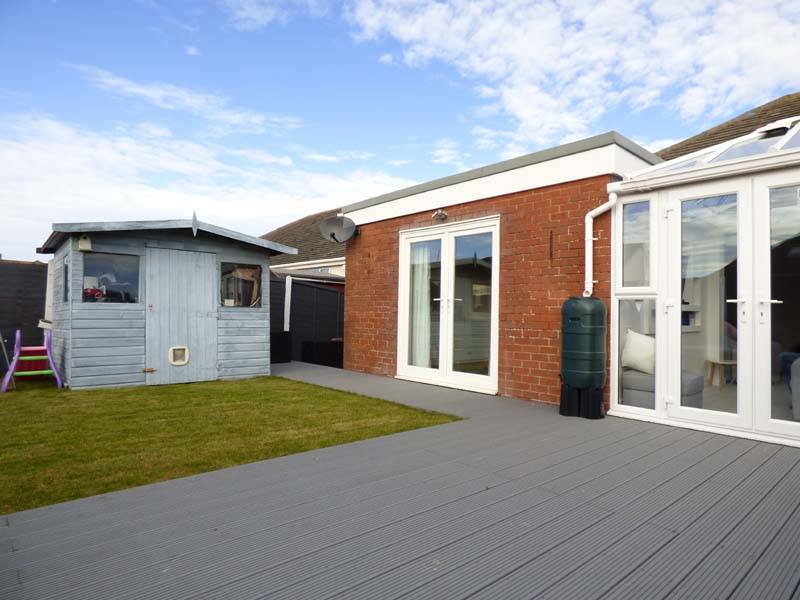 OIEO £165,000 SHAFTESBURY AVENUE THORNTON CLEVELEYS FY5 1HU