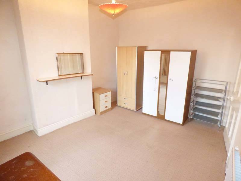 OIEO £130,000 CHAIN LANE STAINING BLACKPOOL FY3 0DB