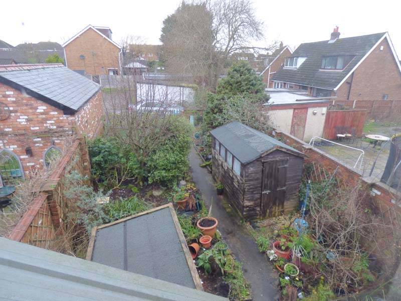 OIEO £130,000 CHAIN LANE STAINING BLACKPOOL FY3 0DB