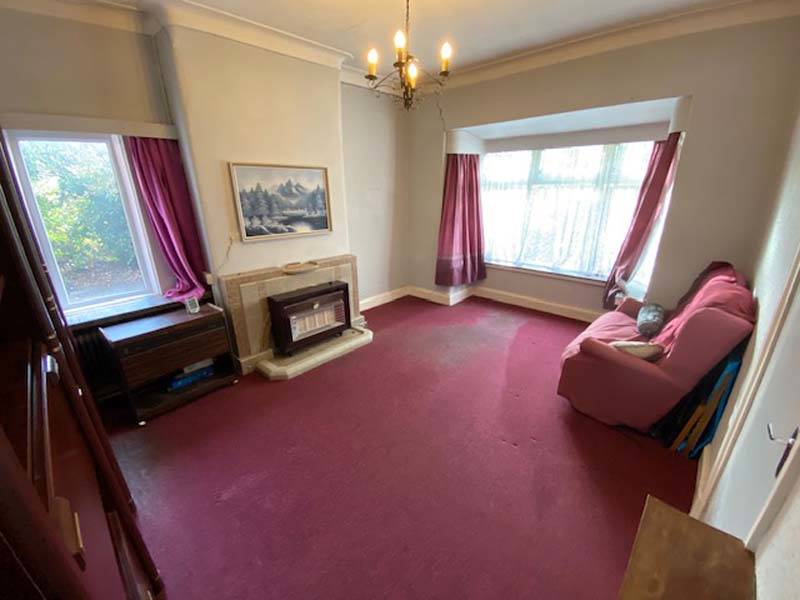 ROSSENDALE AVENUE SOUTH THORNTON CLEVELEYS FY5 4LZ