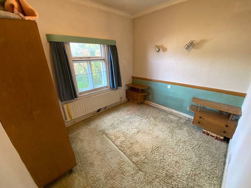 ROSSENDALE AVENUE SOUTH THORNTON CLEVELEYS FY5 4LZ