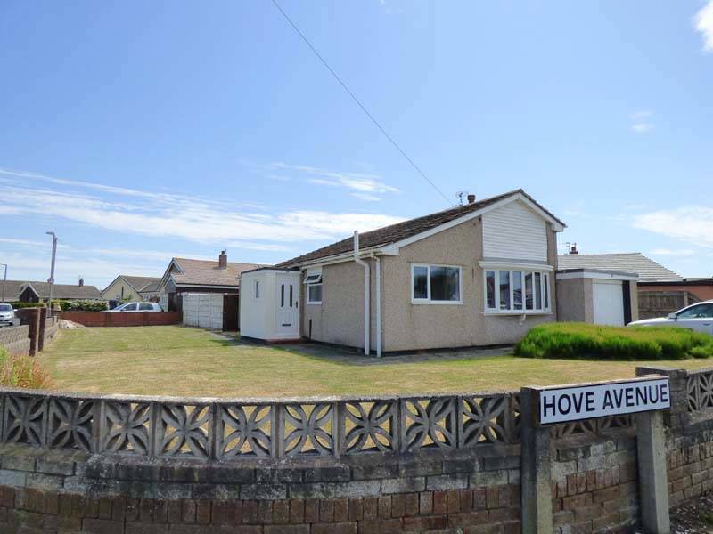 HOVE AVENUE FLEETWOOD FY7 8JE