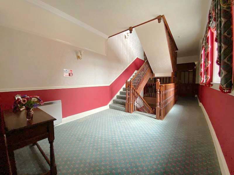 THE MOUNT APARTMENTS FLEETWOOD FY7 6PY