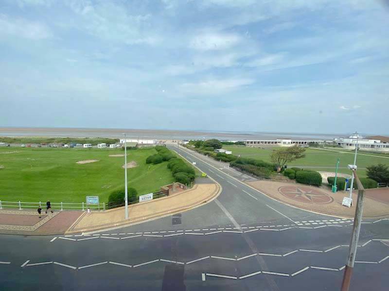 OIEO £135,000 THE MOUNT APARTMENTS FLEETWOOD FY7 6PY
