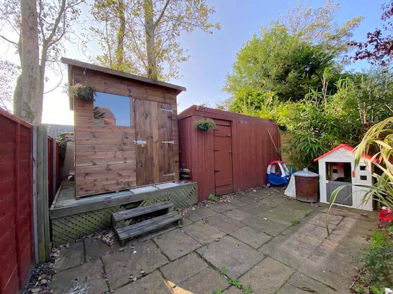 OIEO £175,000 INGLEWAY AVENUE BLACKPOOL FY3 8HA