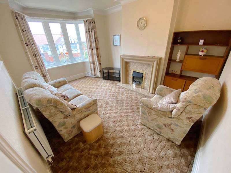 £130,000 OIRO WARBRECK DRIVE BISPHAM BLACKPOOL FY2 9PW