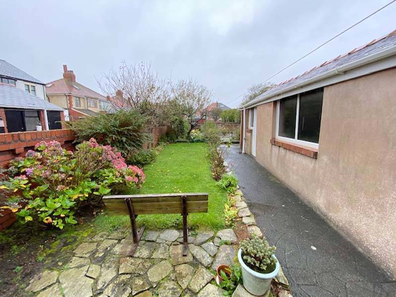 OIRO £130,000 WARBRECK DRIVE BISPHAM BLACKPOOL FY2 9PW