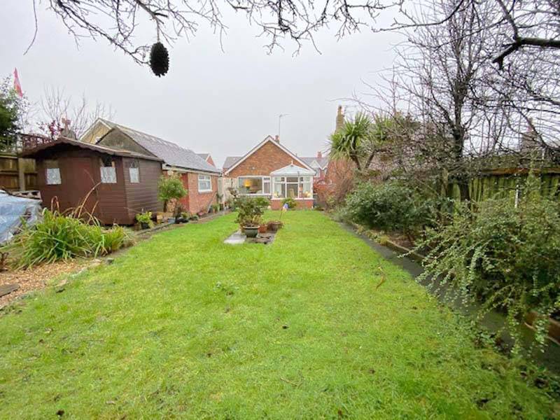 OIEO £235,000 DUCHESS DRIVE BISPHAM BLACKPOOL FY2 9PQ