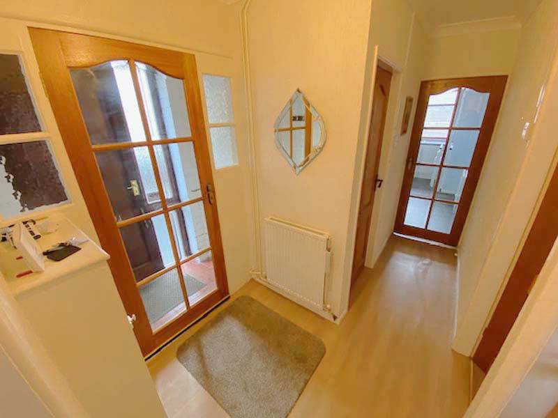 OIEO £135,000 CUMBERLAND AVENUE THORNTON CLEVELEYS FY5 2PF