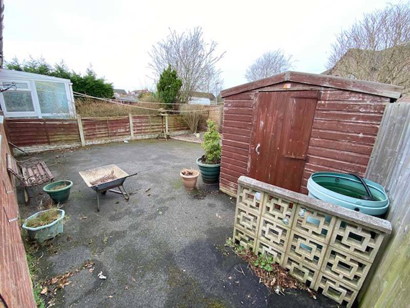 OIEO £120,000 AINTREE ROAD THORNTON CLEVELEYS FY5 5HP