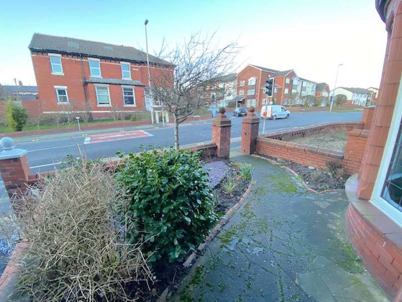 FOREST GATE BLACKPOOL FY3 9AW