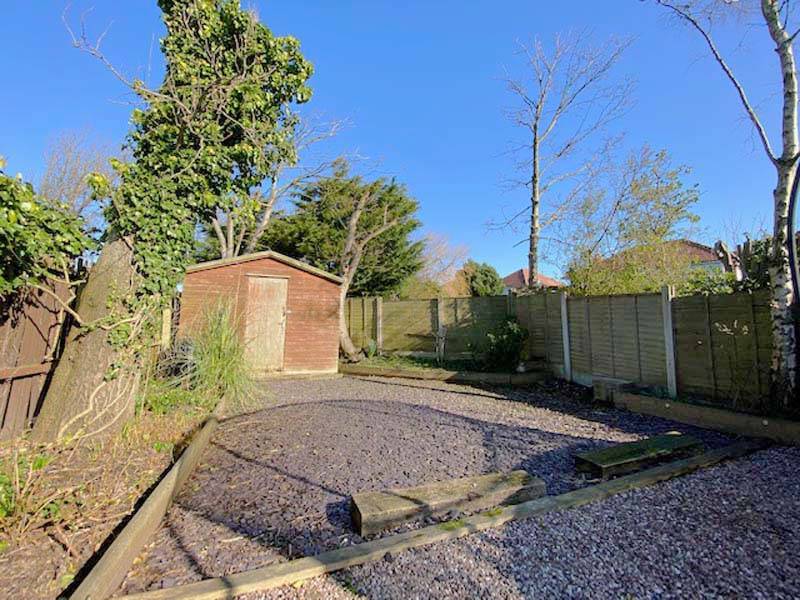 OIEO £159,999 LUTON ROAD THORNTON CLEVELEYS FY5 3QX