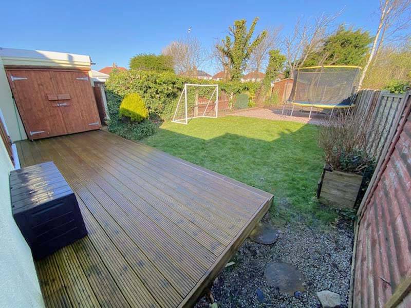 OIEO £159,999 LUTON ROAD THORNTON CLEVELEYS FY5 3QX