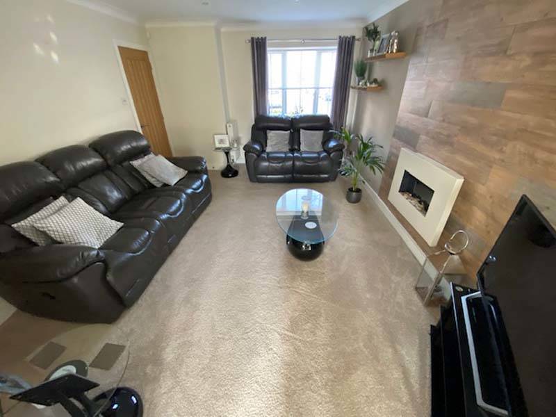 OIEO £255,000 OXFORD ROAD ANSDELL LYTHAM ST ANNES FY8 4EG