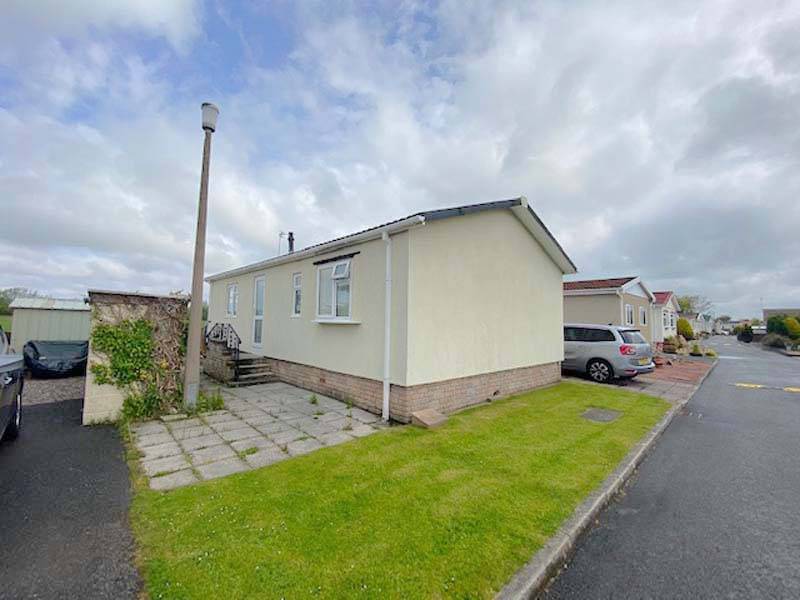 FIRST AVENUE WOODSIDE PARK STALMINELANCASHIRE FY6 0PL