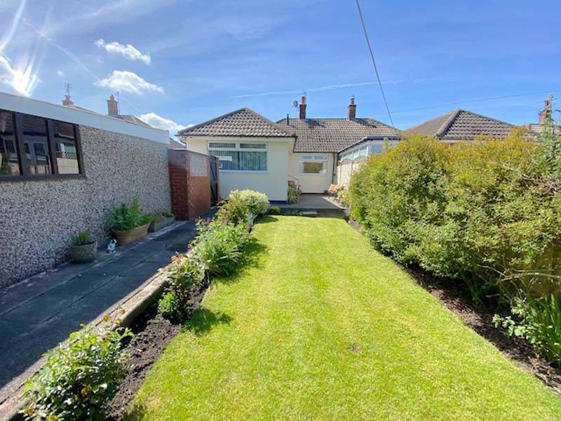 OIEO £145,000 GREENFIELD ROAD THORNTON CLEVELEYS FY5 3SW