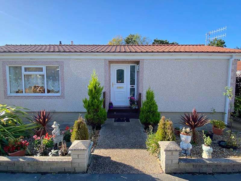 OIRO £87,000 STALMINE HALL PARK STALMINE POULTONLEFYLDE FY6 0LD