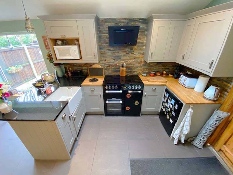 OIEO £235,000 HAWTHORNE ROAD THORNTON CLEVELEYS LANCASHIRE FY5 5DH