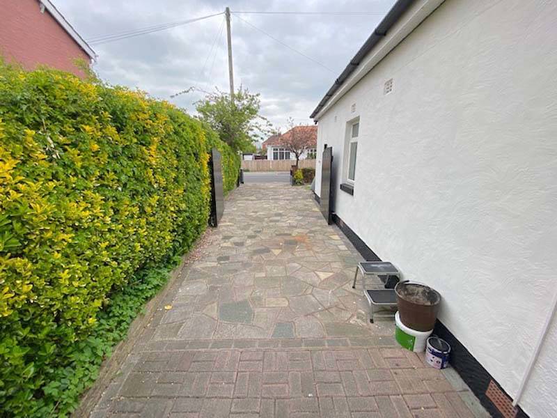 ROSSENDALE AVENUE NORTH THORNTON CLEVELEYS FY5 4NT