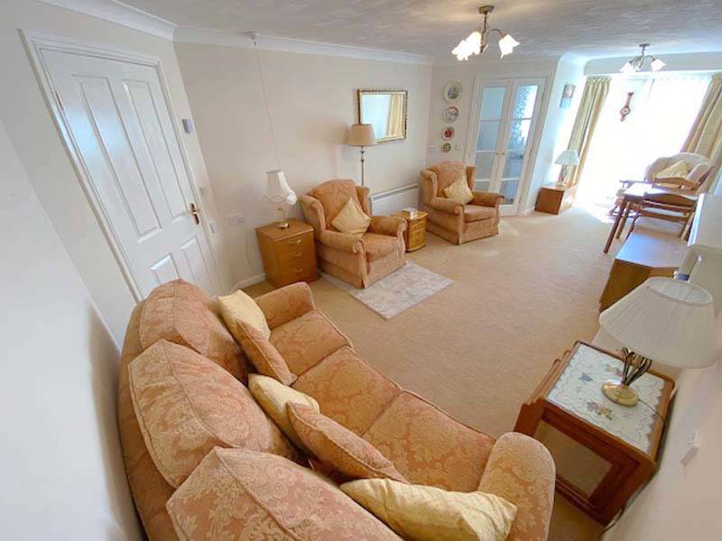 OIEO £85,000 HOLROYD COURT BISPHAM BLACKPOOL LANCASHIRE FY2 9JH