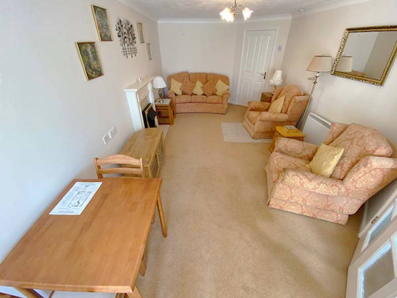 OIEO £85,000 HOLROYD COURT BISPHAM BLACKPOOL LANCASHIRE FY2 9JH