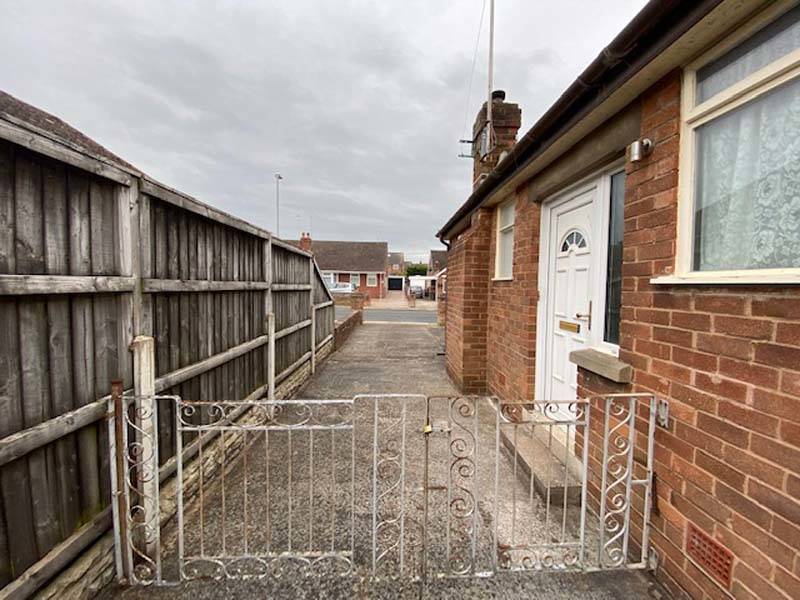 £189,999 SEFTON AVENUE POULTON LE FYLDE LANCASHIRE FY6 8BL