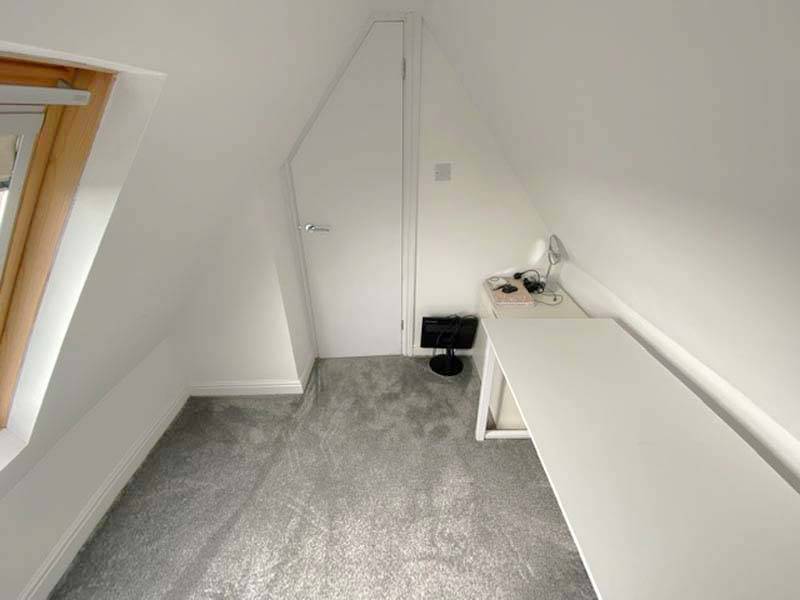 OIEO £305,000 WOODLEY AVENUE THORNTON CLEVELEYS LANCASHIRE FY5 4EJ