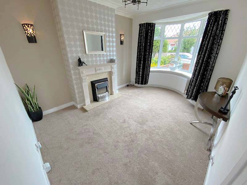 OIEO £175,000 ROSSENDALE AVENUE NORTH THORNTON CLEVELEYS FY5 4NT