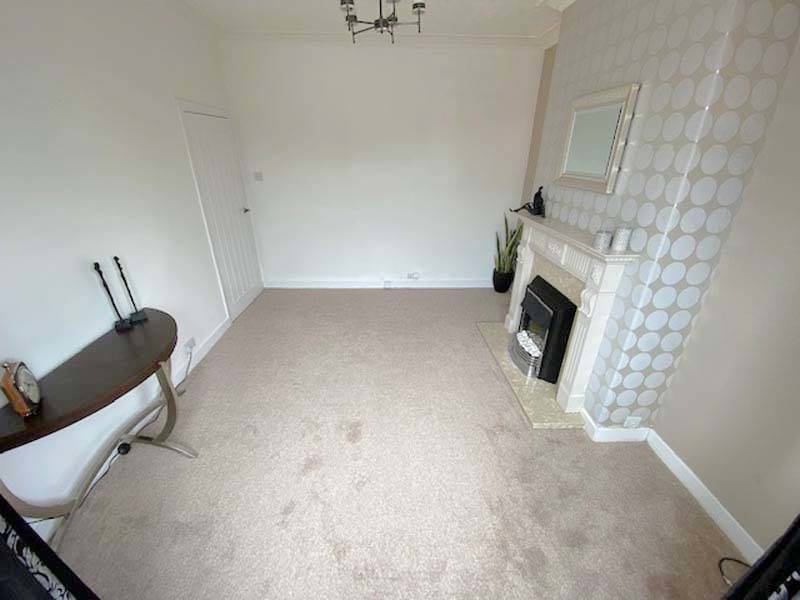 OIEO £175,000 ROSSENDALE AVENUE NORTH THORNTON CLEVELEYS FY5 4NT