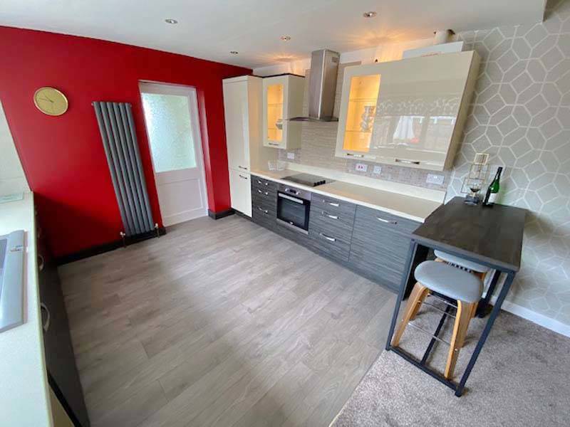 OIEO £175,000 ROSSENDALE AVENUE NORTH THORNTON CLEVELEYS FY5 4NT