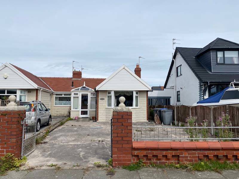 OIEO £100,000 FLEETWOOD ROAD THORNTON CLEVELEYS LANCASHIRE FY5 1NJ