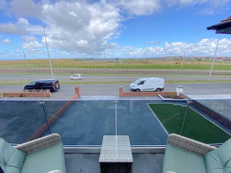 OIEO £400,000 QUEENS PROMENADE THORNTON CLEVELEYS LANCASHIRE