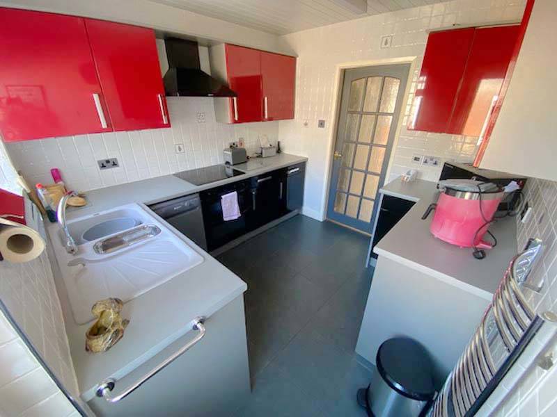 OIEO £175,000 WINSFORD CRESCENT THORNTON CLEVELEYS FY5 1PS