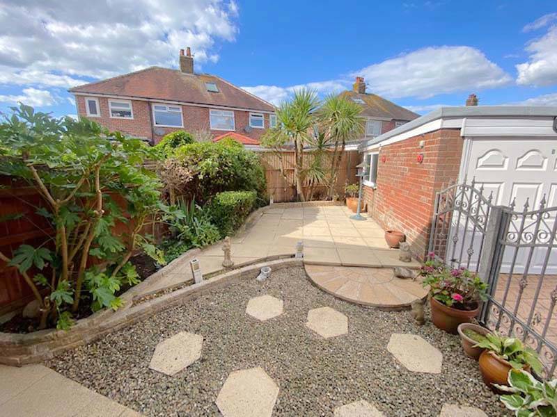 OIEO £175,000 WINSFORD CRESCENT THORNTON CLEVELEYS FY5 1PS