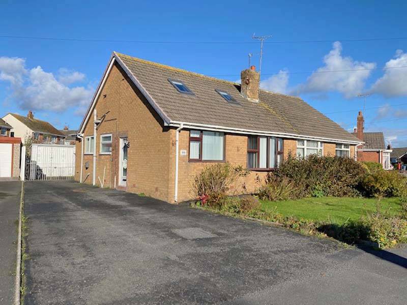 OIEO £160,000 SEVENOAKS DRIVE THORNTON CLEVELEYS FY5 3BU