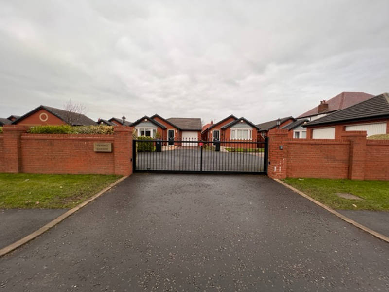 £290,000 VICTORIA GARDENS THORNTON CLEVELEYS FY5 3PZ