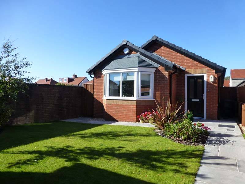 £290,000 VICTORIA GARDENS THORNTON CLEVELEYS FY5 3PZ