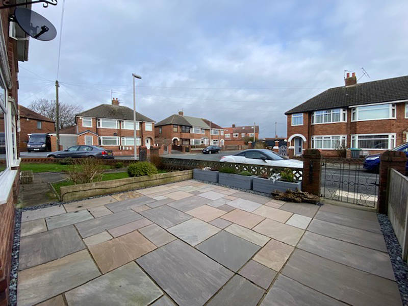 OIEO £149,999 CROFTON AVENUE BISPHAM BLACKPOOL FY2 0BB