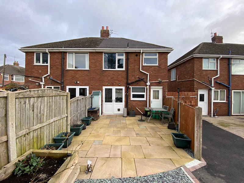OIEO £149,999 CROFTON AVENUE BISPHAM BLACKPOOL FY2 0BB