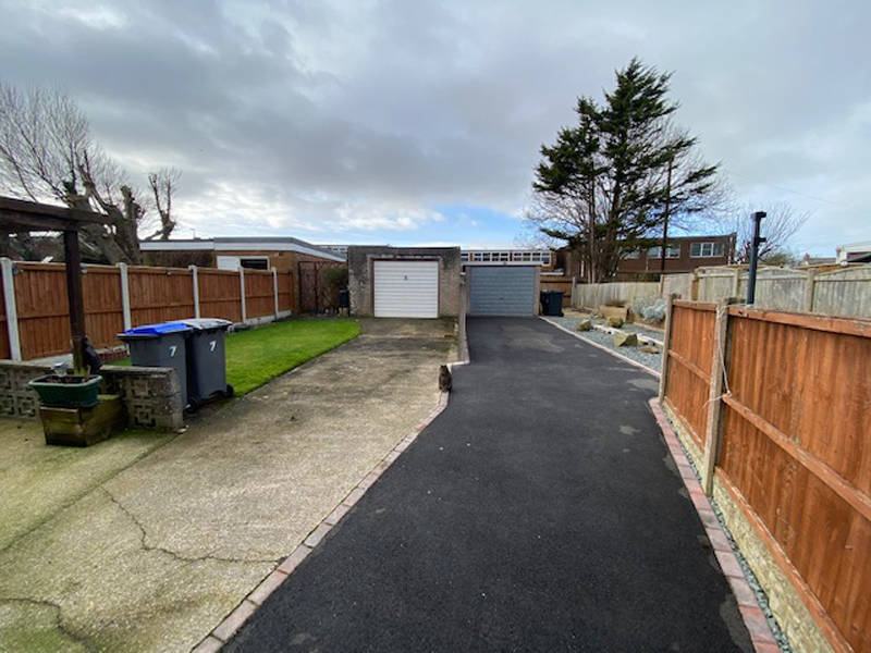 OIEO £149,999 CROFTON AVENUE BISPHAM BLACKPOOL FY2 0BB