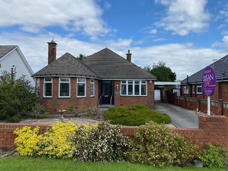 £325,000 VICTORIA ROAD EAST THORNTON CLEVELEYS FY5 3SU